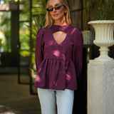 PUES QUIERO UNA BLUSA DE TERCIOPELO ROJO