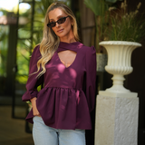 PUES QUIERO UNA BLUSA DE TERCIOPELO ROJO