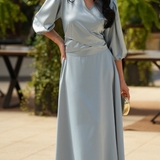 VESTIDO DE SATÉN FÉNIX AZUL CIELO