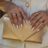 QUEEN CLUTCH