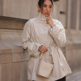 BE POWERFUL SHORT TRENCH COAT CREME - IMPERMEÁVEL
